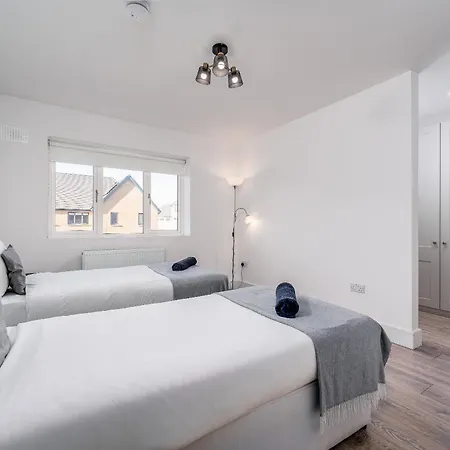Citywest Contractor Housing - Sleeps 5 Holiday home Dublin