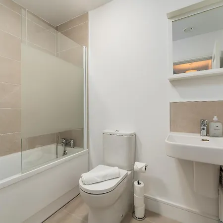 Holiday home Citywest Contractor Housing - Sleeps 5 Dublin