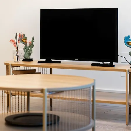 Ferienhaus Citywest Contractor Housing - Sleeps 5